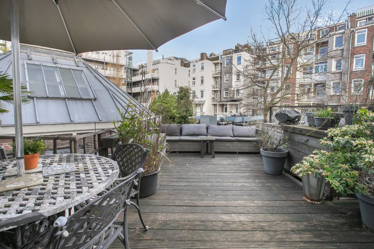 64e770dc10f27_64e7708bb49a1-amsterdamhugodegrootplein-e36b_15